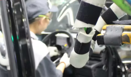 【2025最新】期間工の“リアルな実態”を公開｜年収・生活・口コミ・メーカー別特徴まで全まとめ